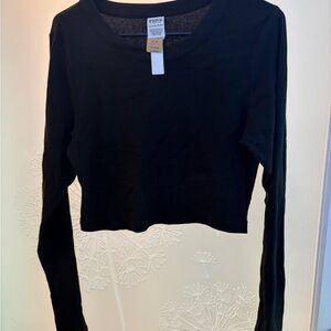 Classic Black Long-Sleeve Crop Top from PINK